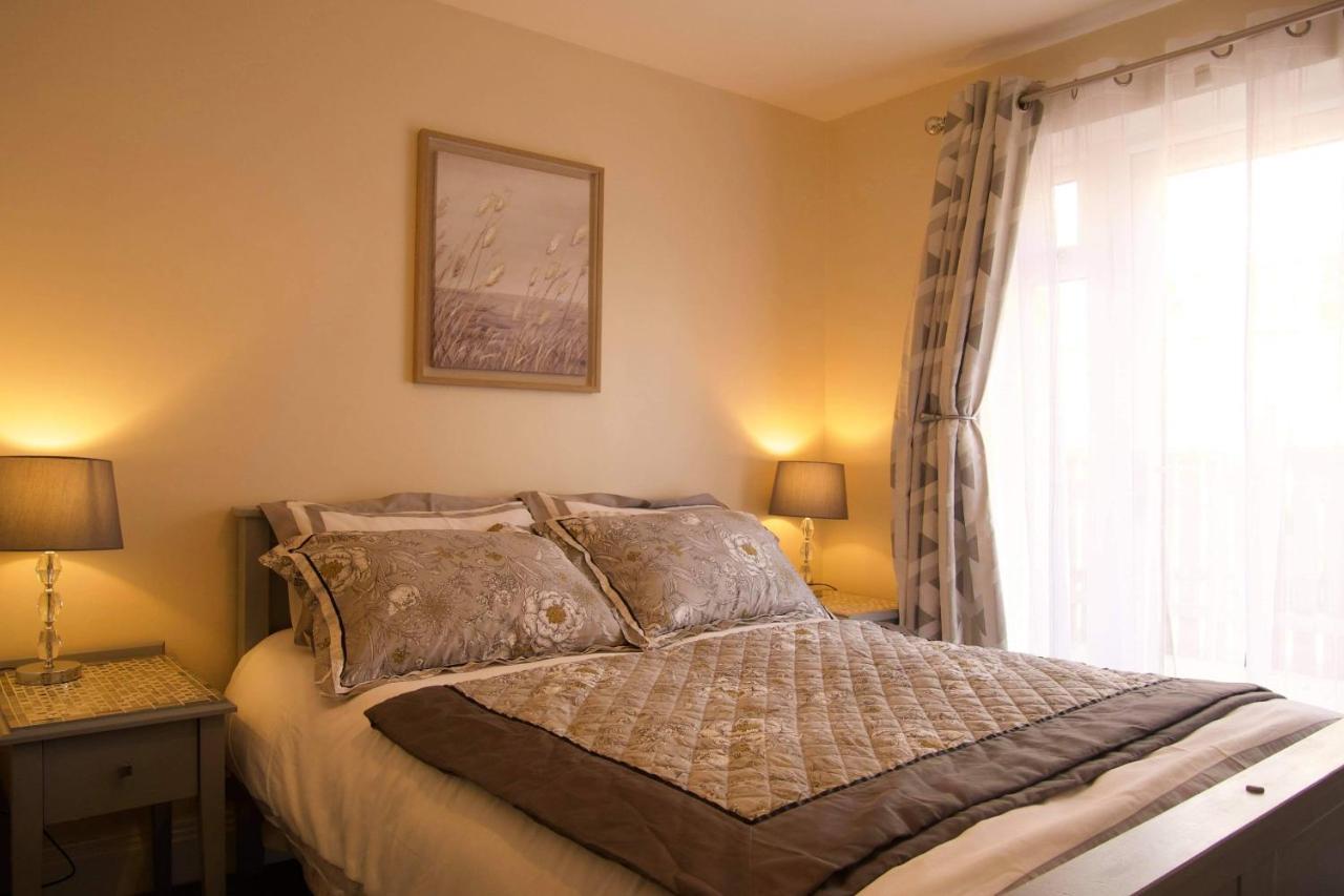 York City Centre, Recently Renovated 2 Bedroom Flat ภายนอก รูปภาพ